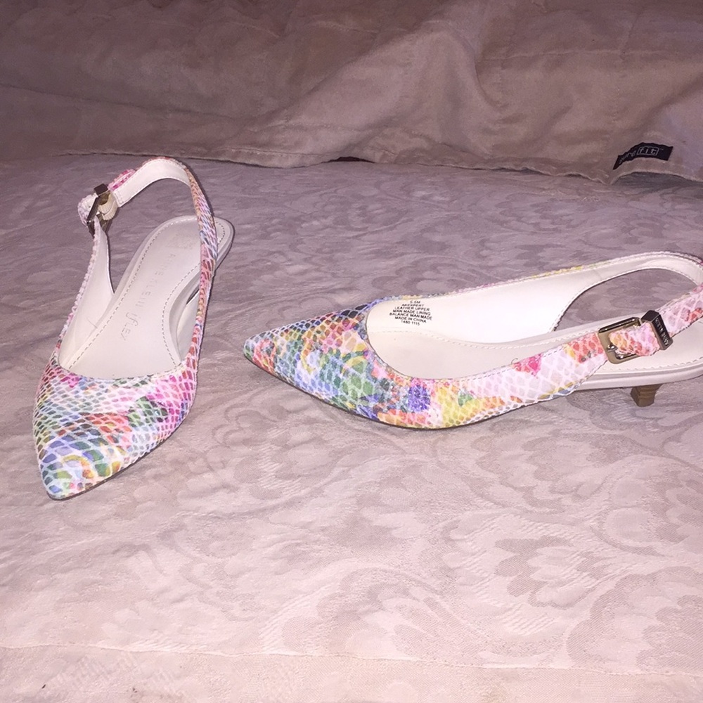 Anne Klein floral kitten heels